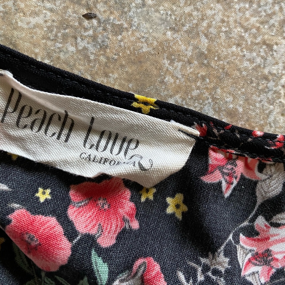 Floral Crop Top - Picture 3 of 3